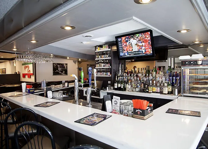 Hotel Western Downtown-river North 3*