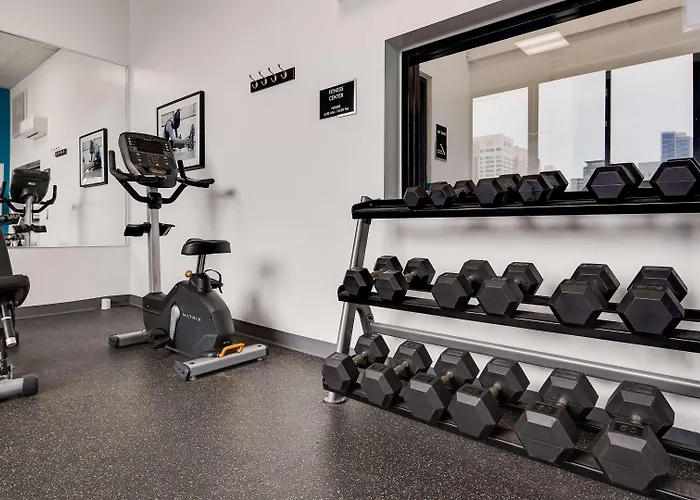 Hotel Western Downtown-river North 3*