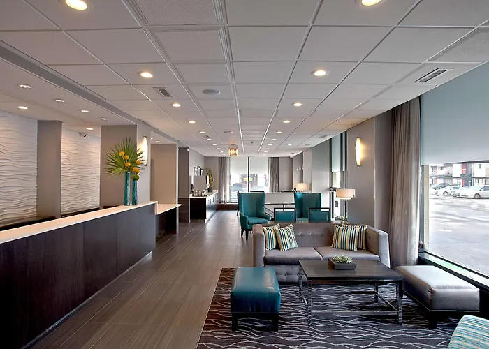 Western Downtown-river North 3*