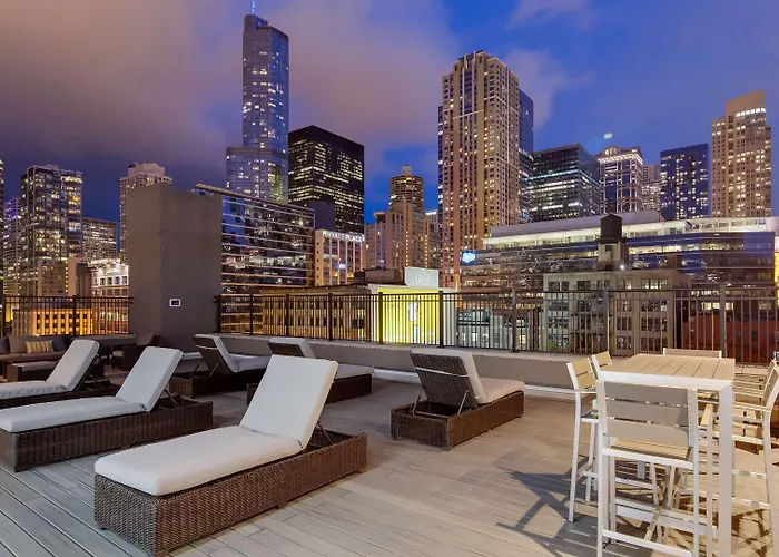 Western Downtown-river North 3*