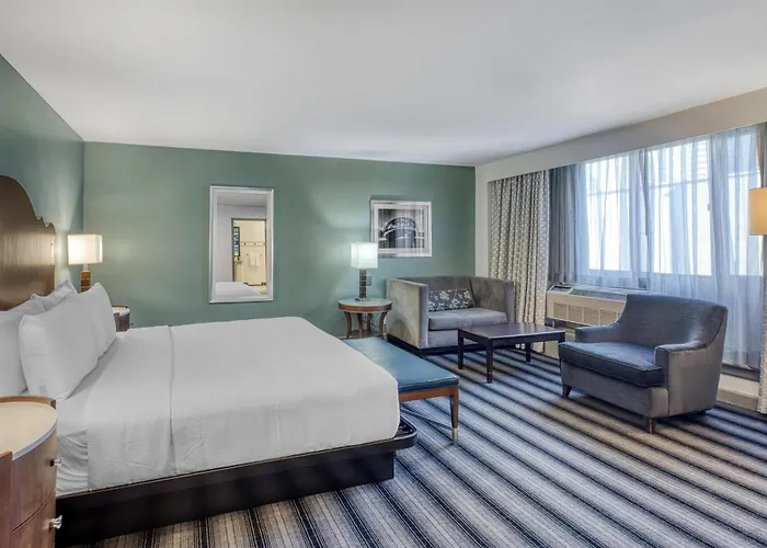 Western Downtown-river North Hotel