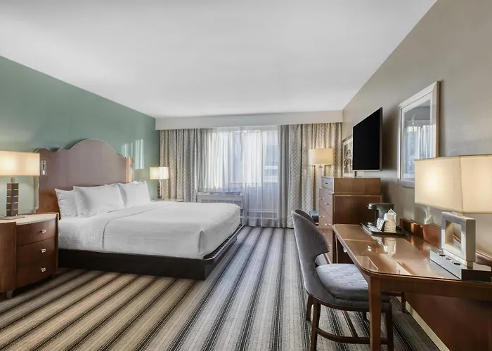 Western Downtown-river North 3* Chicago