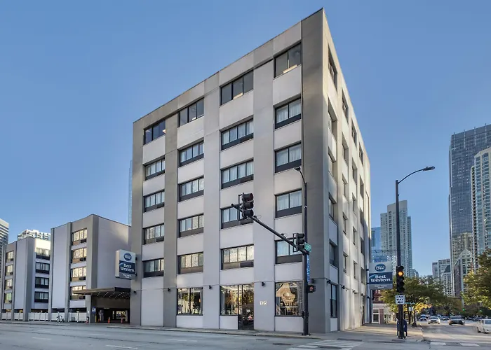 Hotel Western Downtown-river North 3*