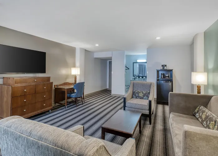 Hotel Western Downtown-river North 3*