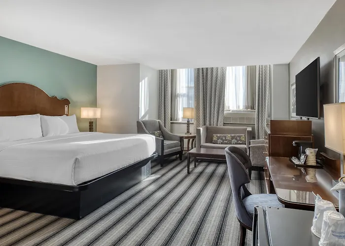 Hotel Western Downtown-river North 3*