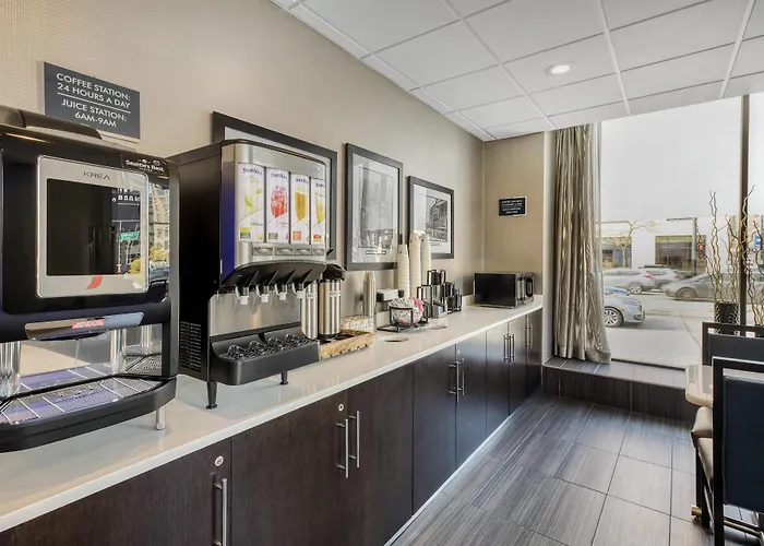 Western Downtown-river North Hotel 3*